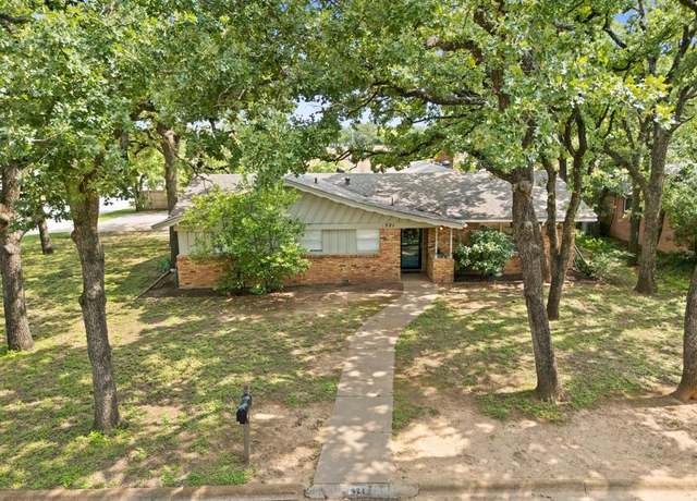 Property at 521 Brookview Dr, Hurst, TX 76054, 4 beds, 3 baths