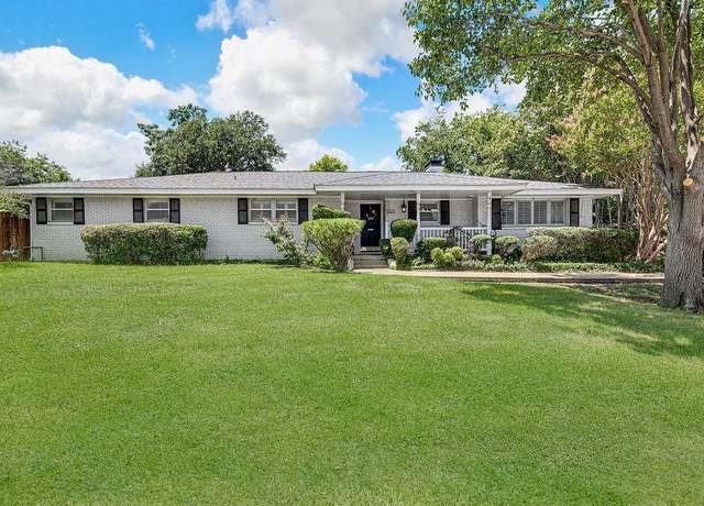 Property at 1820 Ridgmar Blvd, Fort Worth, TX 76116, 4 beds, 2 baths