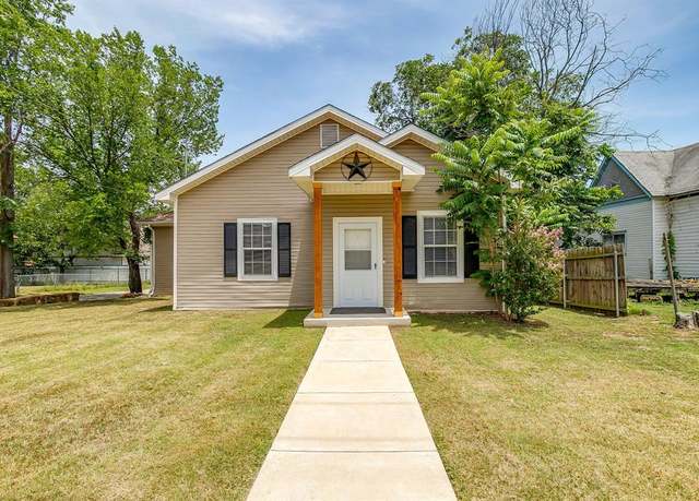 Property at 703 SW 5th Ave, Mineral Wells, TX 76067, 4 beds, 2 baths