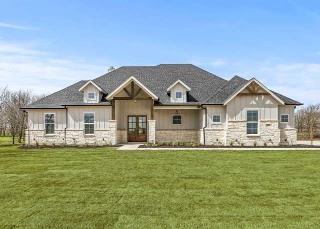 Property at 13709 Cash Mill Rd, Sanger, TX 76266, 4 beds, 2.5 baths