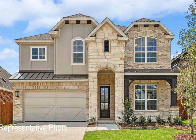 Property at 1301 Rothland Ln, Red Oak, TX 75154, 4 beds, 3 baths