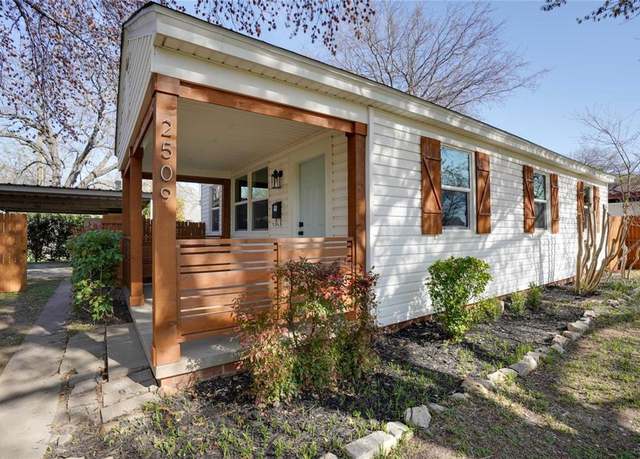 Property at 2509 Littlepage St, Fort Worth, TX 76107, 3 beds, 2 baths
