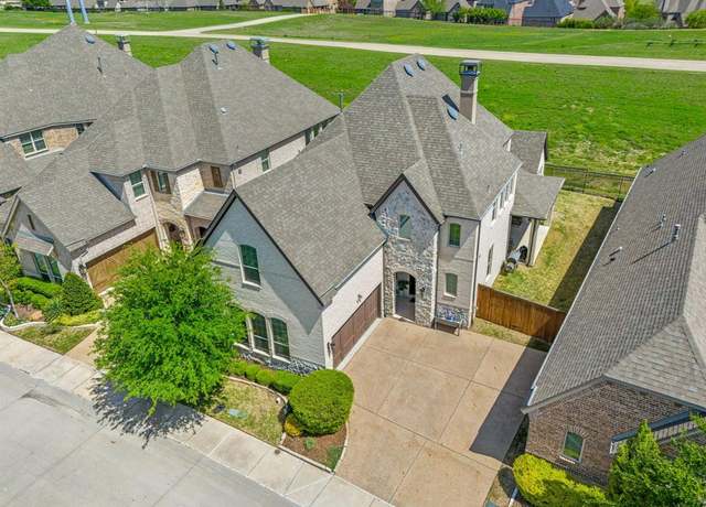 Property at 725 Royal Minister Blvd, Lewisville, TX 75056, 3 beds, 2.5 baths