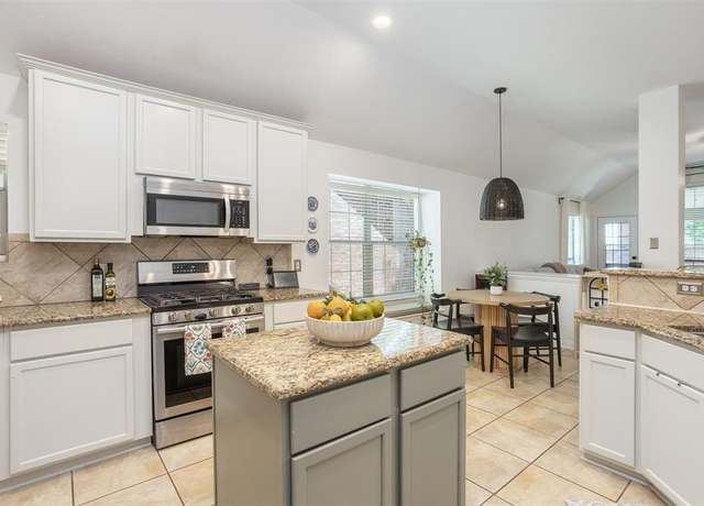 Property at 2606 Katie Trl, Melissa, TX 75454, 4 beds, 2 baths