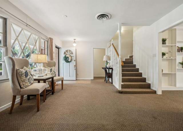 Property at 4309 Bilglade Rd, Fort Worth, TX 76109, 3 beds, 2 baths