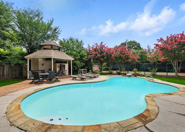 Property at 1003 Glenwick Ln, Arlington, TX 76012, 4 beds, 2 baths