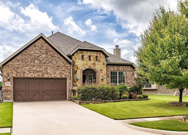 Property at 4504 Sunflower Dr, Mansfield, TX 76063, 3 beds, 2 baths