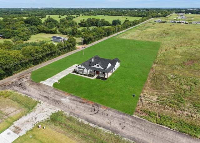 Property at 3249 Willow Rd, Celeste, TX 75423, 4 beds, 3 baths