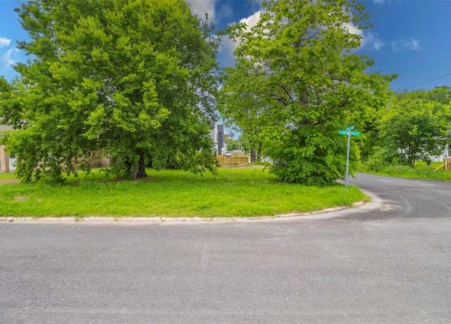 Property at 3310 Houston St, Greenville, TX 75401