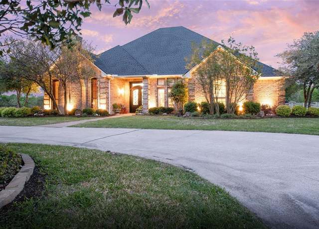 Property at 1400 Lynn Ln, Lucas, TX 75002, 4 beds, 3 baths
