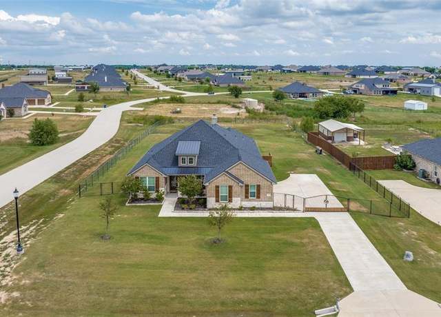 Property at 13400 Summer Moon Trl, Ponder, TX 76259, 4 beds, 3 baths