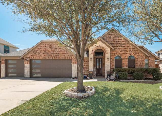Property at 3113 Summer Dr, Little Elm, TX 75068, 4 beds, 2 baths