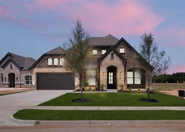 Property at 347 Paddle Boat, Granbury, TX 76049, 4 beds, 2.5 baths