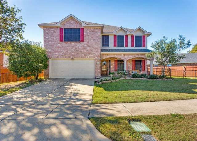 Property at 3010 Greenway Dr, Burleson, TX 76028, 5 beds, 2.5 baths