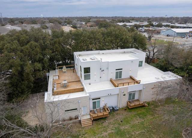 Property at 1028 N Lindale Ln, Richardson, TX 75080, 4 beds, 4.5 baths