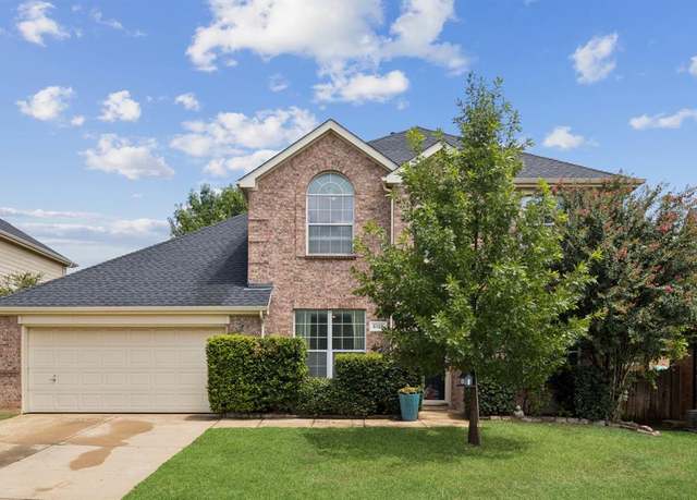 Property at 5125 Bay View Dr, Fort Worth, TX 76244, 5 beds, 3 baths