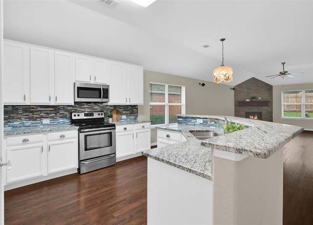 Property at 8421 Juliette Dr, Mckinney, TX 75071, 3 beds, 2 baths