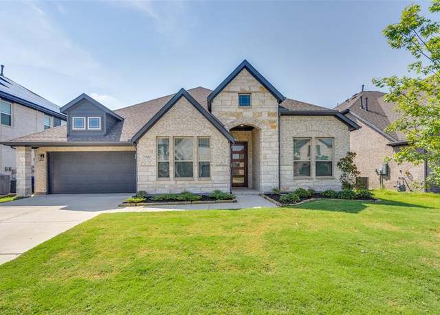 Property at 5500 Pooley Ln, Mckinney, TX 75071, 3 beds, 2.5 baths