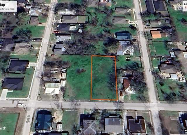 Property at 2916 Henry St, Greenville, TX 75401