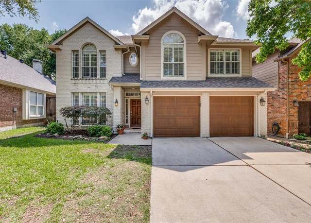 Property at 2210 Pecan Grove Ct, Dallas, TX 75228, 3 beds, 2.5 baths