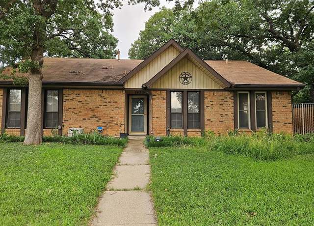 Property at 1430 Wildvalley Dr, Lewisville, TX 75067, 3 beds, 2 baths