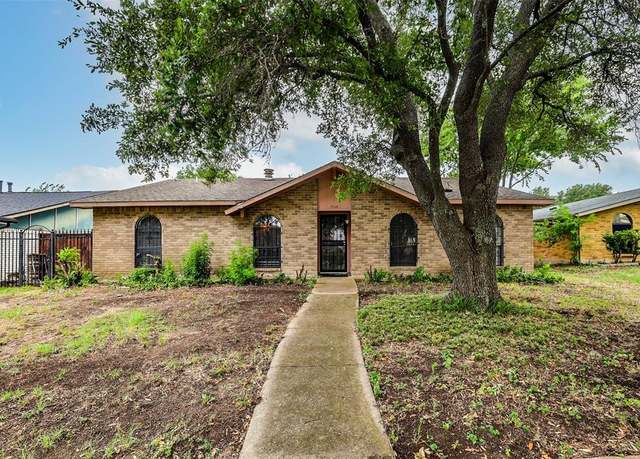 Property at 7110 Field Vw, Dallas, TX 75249, 3 beds, 2.5 baths