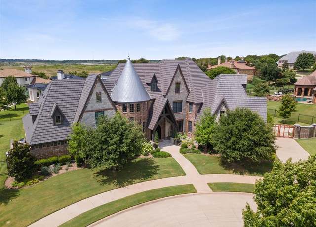 Property at 5108 Cantera Way, Benbrook, TX 76126, 5 beds, 5.5 baths