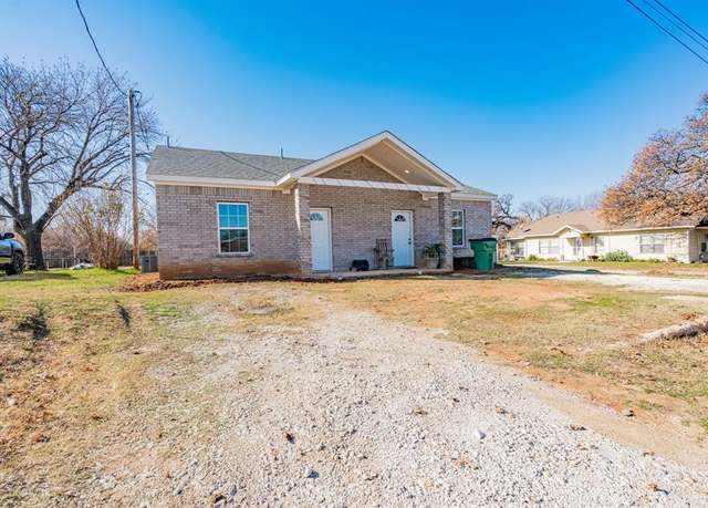 Property at 207 Young St, Nocona, TX 76255