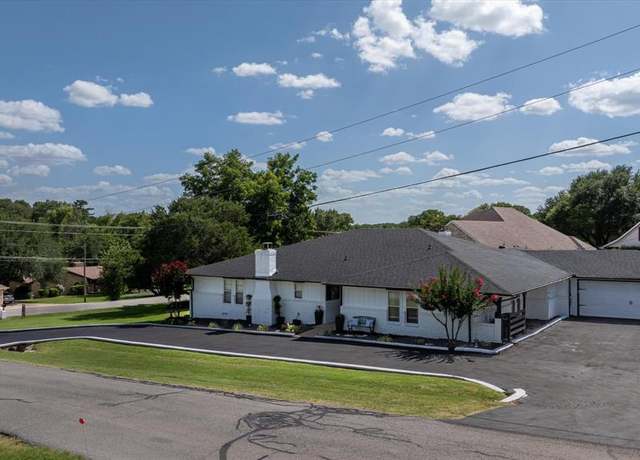 Property at 4112 Cimmaron Trl, De Cordova, TX 76049, 4 beds, 2 baths