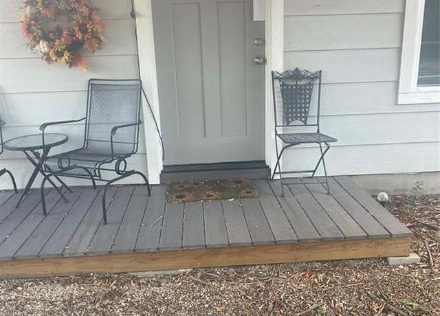Property at 328 S Main St, Cedar Hill, TX 75104, 1 bed, 1 bath