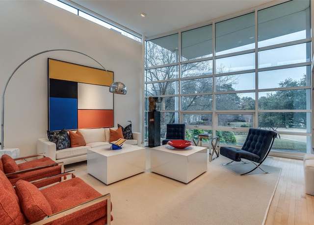 Property at 4428 N Versailles Ave, Highland Park, TX 75205, 3 beds, 3.5 baths