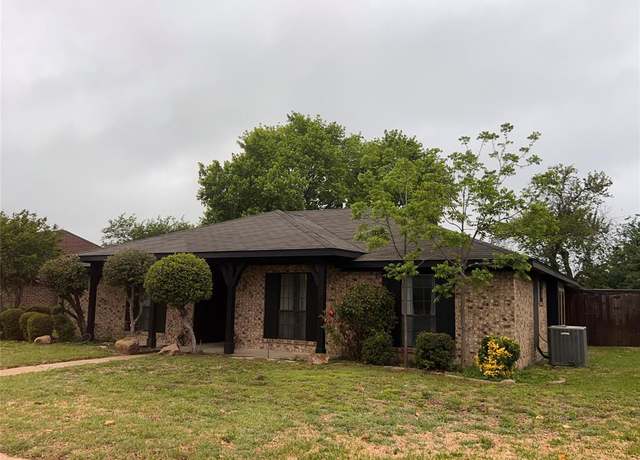 Property at 1005 Bass Dr, Plano, TX 75025, 4 beds, 3 baths