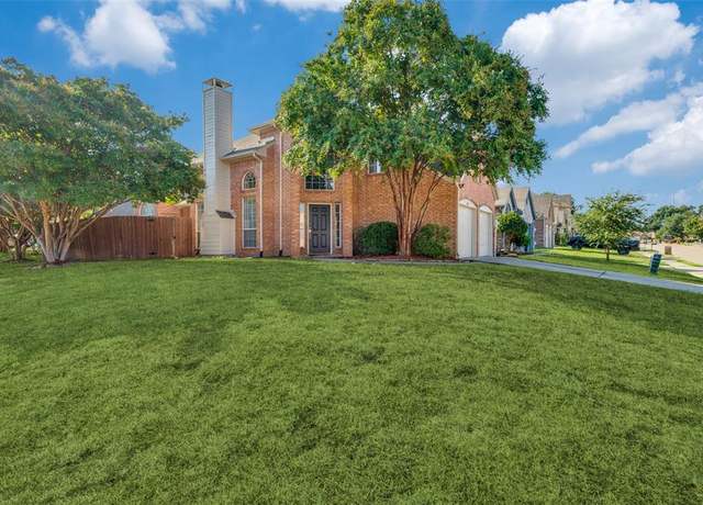 Property at 2095 Montclair Ln, Lewisville, TX 75067, 3 beds, 2.5 baths