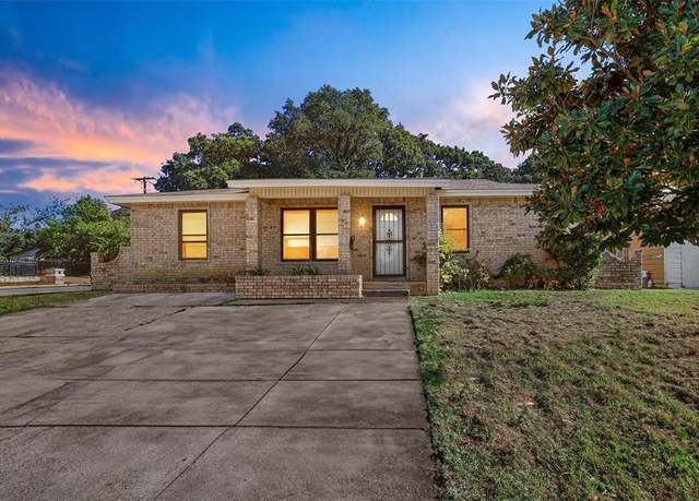 Property at 4801 Tahoe Dr, Fort Worth, TX 76119, 3 beds, 1.5 baths