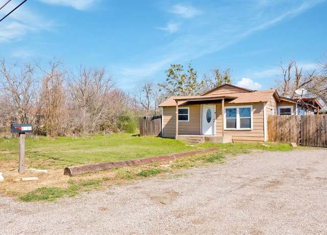 Property at 1719 E Bankhead Dr, Weatherford, TX 76086, 1 bed, 2 baths