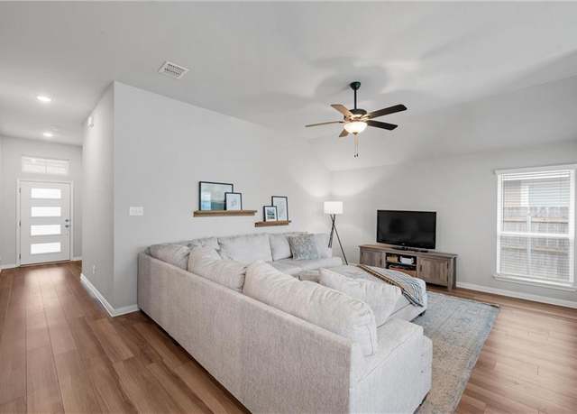 Property at 11220 Pallasite Ct, Waco, TX 76655, 3 beds, 2 baths