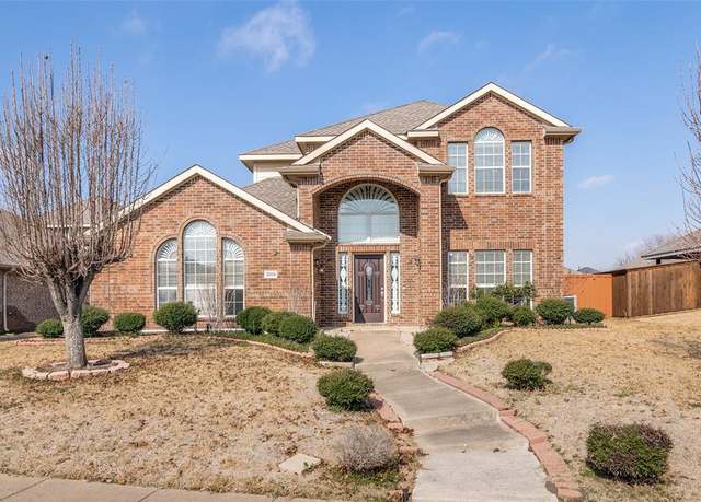 Property at 3209 Silver Springs Way, Rowlett, TX 75089, 3 beds, 2.5 baths