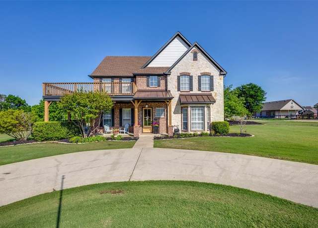 Property at 122 Forest Hills Cir, Gunter, TX 75058, 4 beds, 3.5 baths