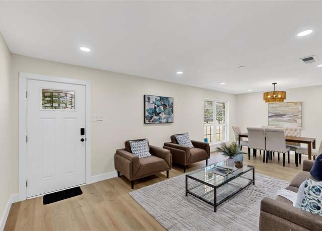 Property at 3734 Kimball Ridge Dr, Dallas, TX 75233, 3 beds, 2 baths