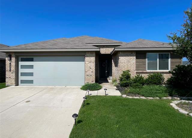 Property at 1521 Hulen Park Trl, Alvarado, TX 76009, 4 beds, 2 baths