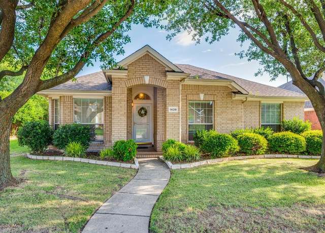 Property at 1439 Sleepy Hollow Dr, Allen, TX 75002, 3 beds, 2 baths