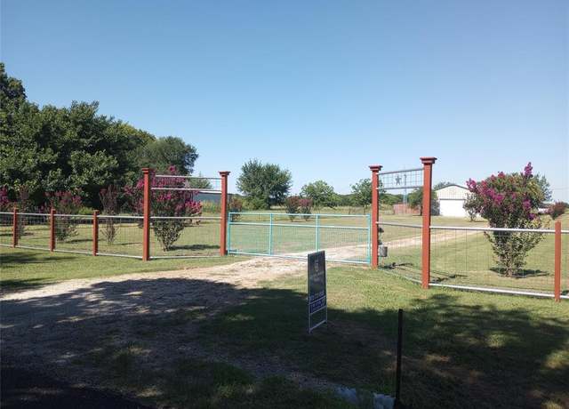 Property at 7022 County Road 487, Nevada, TX 75173, 2 beds, 1 bath