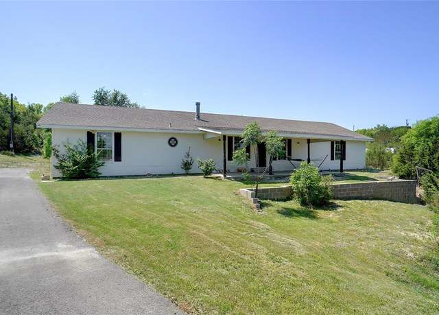 Property at 4916 Gooseberry Trl, Granbury, TX 76048, 3 beds, 2.5 baths