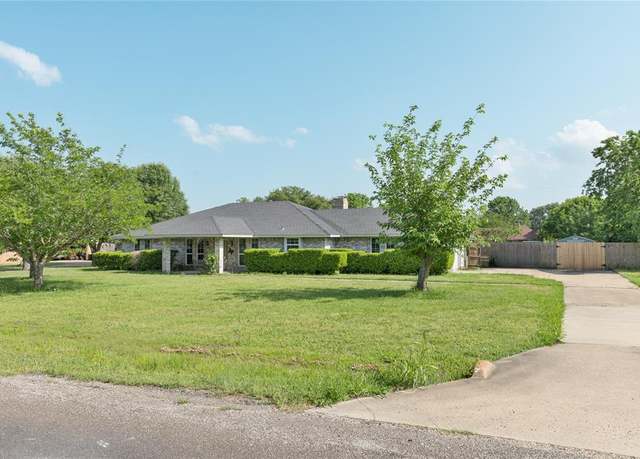 Property at 116 Rocky Ridge Rd, Red Oak, TX 75154, 3 beds, 2 baths