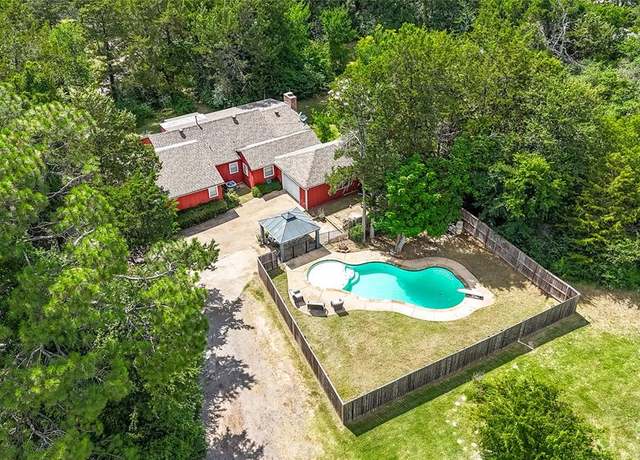 Property at 3312 Vine Ln, Denison, TX 75020, 3 beds, 4 baths