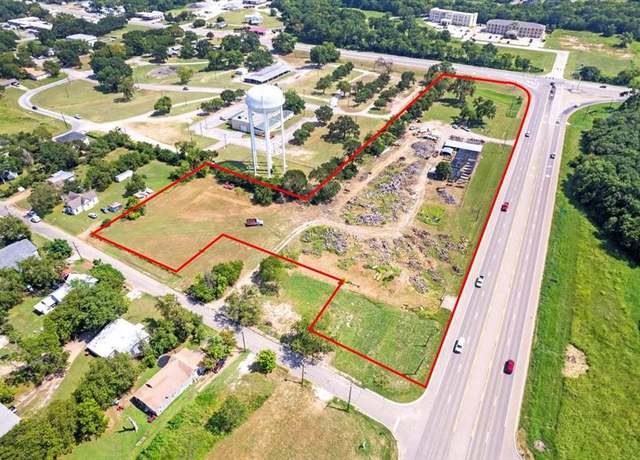 Property at 604 N Tx-121, Bonham, TX 75418