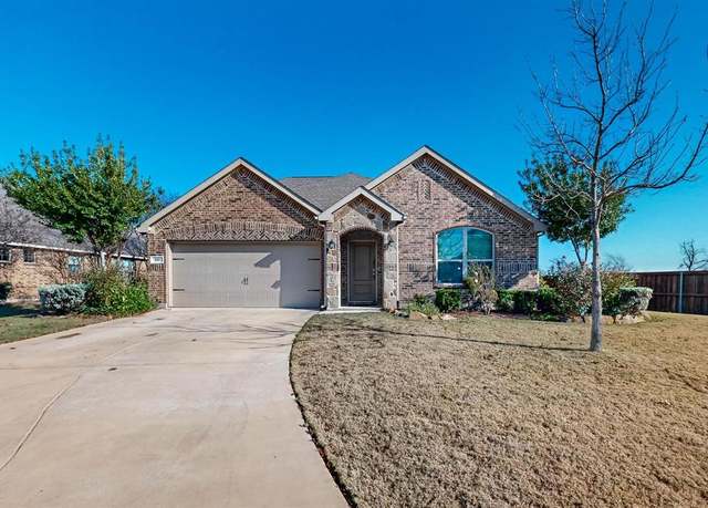 Property at 100 Antler Trl, Forney, TX 75126, 4 beds, 2.5 baths