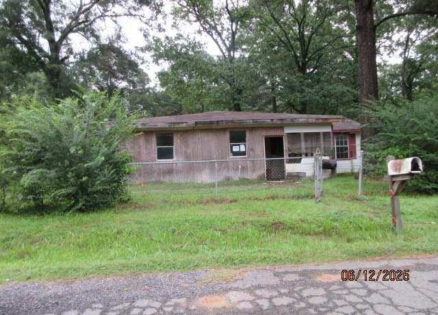 Property at 3779 Jones Rd, Haughton, LA 71037, 3 beds, 1 bath