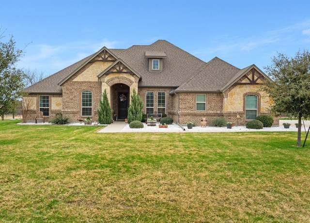 Property at 126 Hackberry Pointe Dr, Weatherford, TX 76087, 4 beds, 2 baths