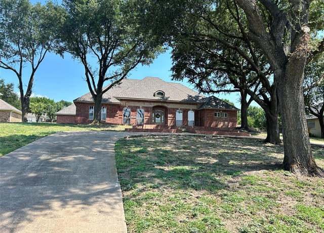Property at 4510 Dexham Rd, Rowlett, TX 75088, 4 beds, 4 baths
